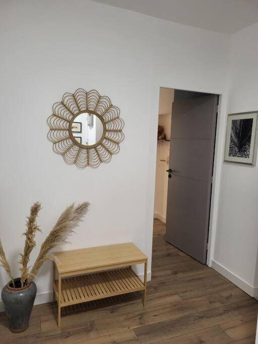 O Bon'Endroit - Appartement Confort - Centre Ville Vienne  Bagian luar foto